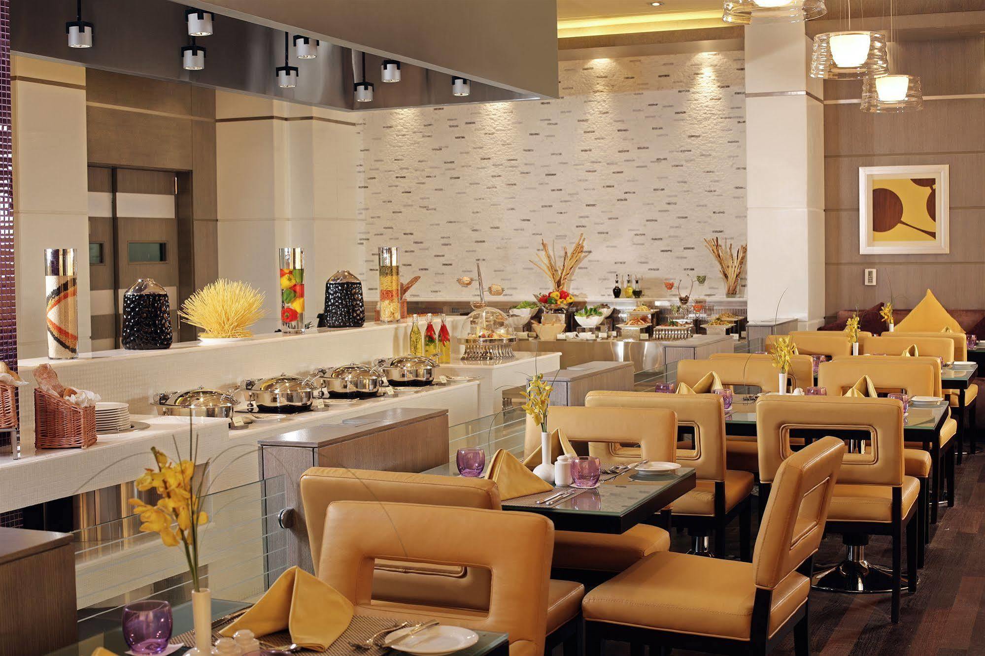 Time Grand Plaza Hotel, Dubai Airport Restaurant photo